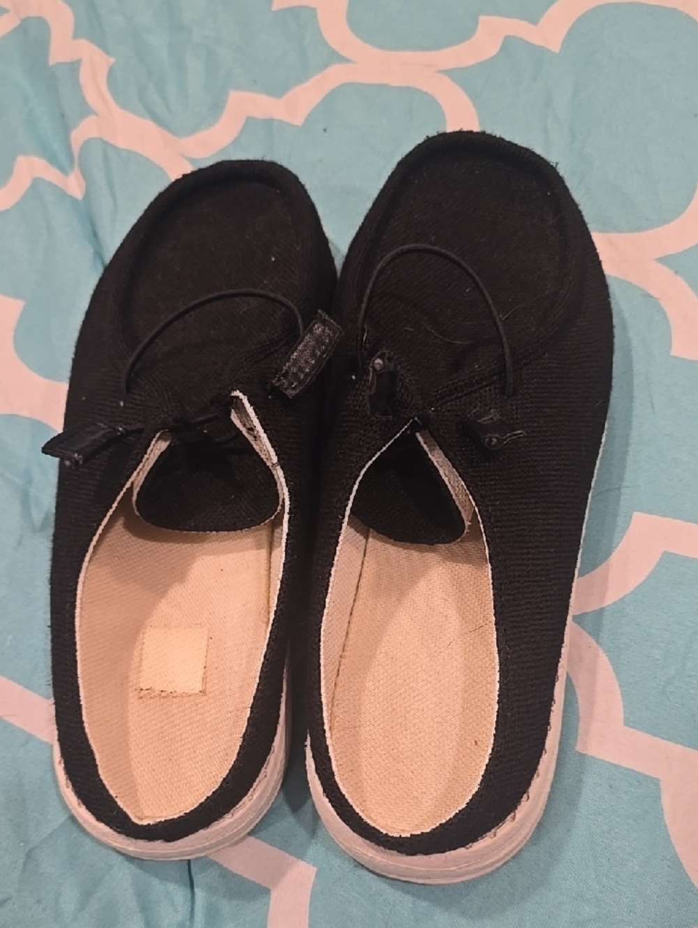 ❤️10/$40 Casual Black Slip-On Shoes